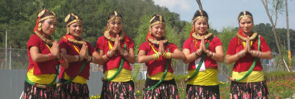 Everest Népal Cultural Group - Folkolor 2016